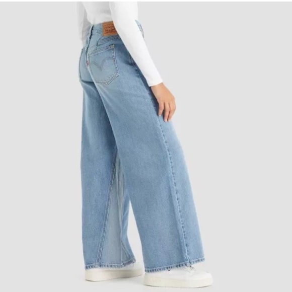 Levi's Women's Mid-Rise '94 Baggy Wide Leg Jeans:  What Else Can I Say - Picture 2 of 3